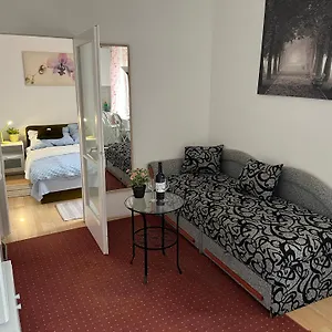 Maria's Castle Apartment